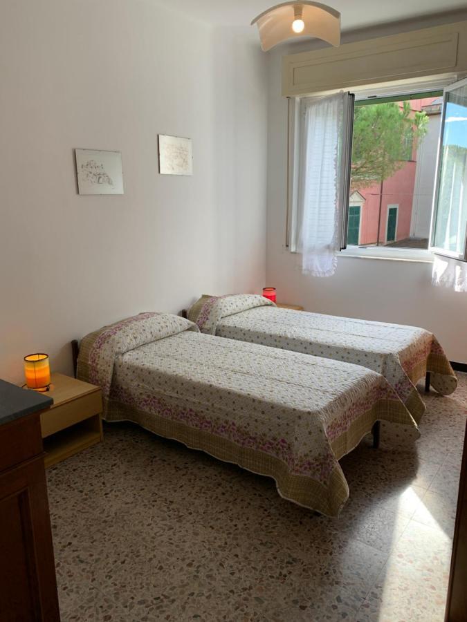 Casa Bianca 2 - Confortevole In Centro A Монелья Экстерьер фото